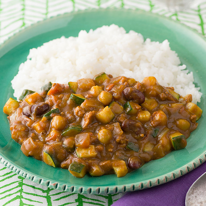 トマトとズッキーニのカレー
