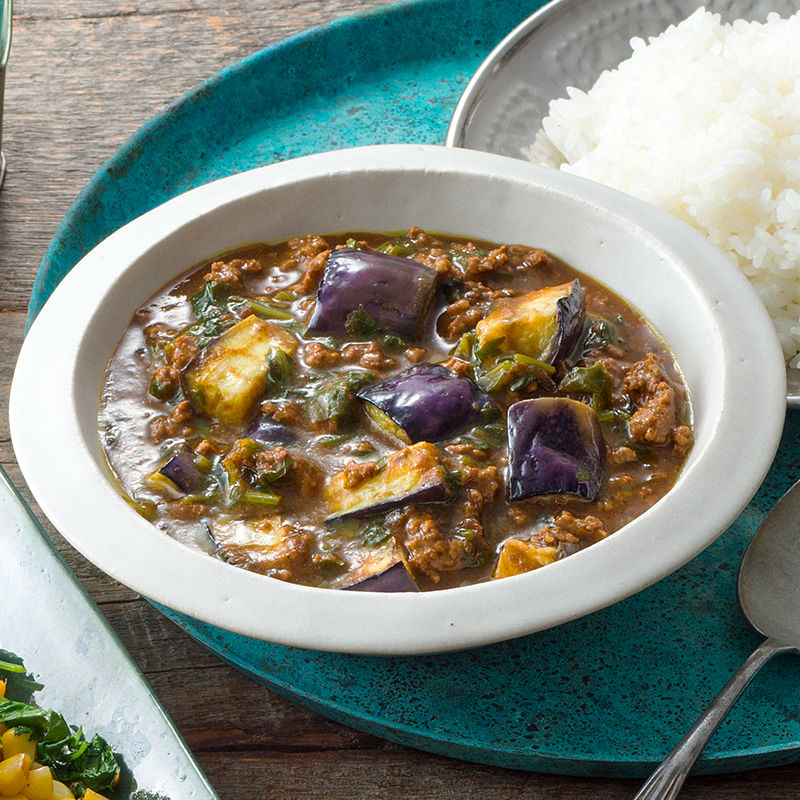 なすと合いびき肉カレー　パクチー風味