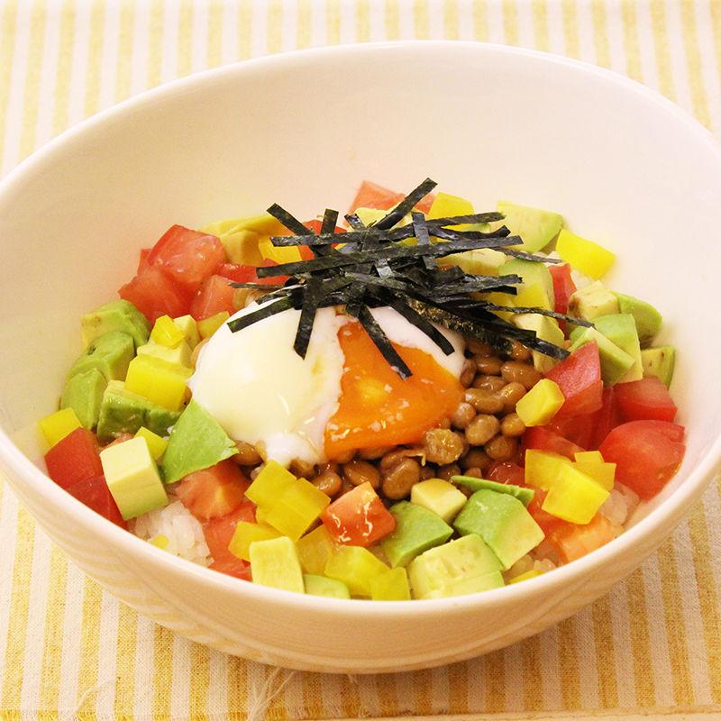 カラフルねばねば丼