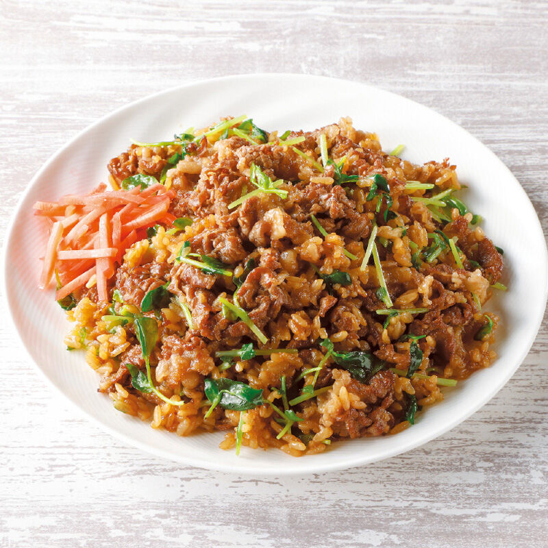 牛肉と豆苗の香ばしにんにくしょうゆチャーハン