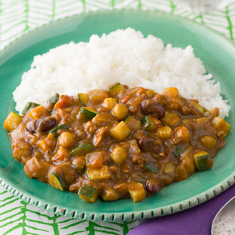 トマトとズッキーニのキーマカレー